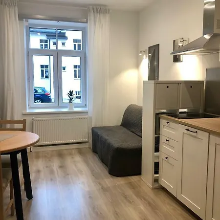 Pernavas Park & Bed Apartamento