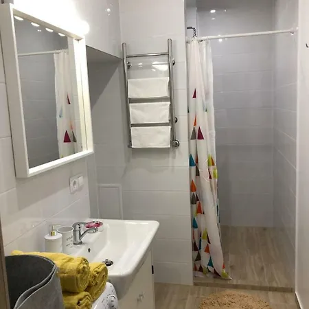 Pernavas Park & Bed Apartamento