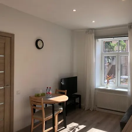 Pernavas Park & Bed *