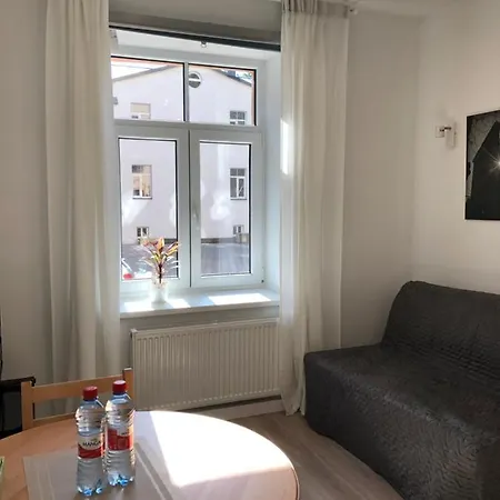 Pernavas Park & Bed Apartamento Riga