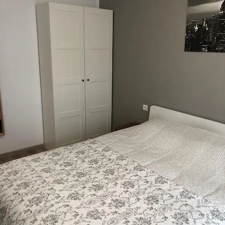 Apartment Pernavas Park & Bed Riga