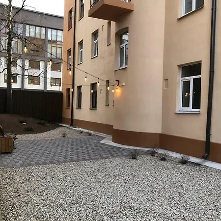 Pernavas Park & Bed Apartment *