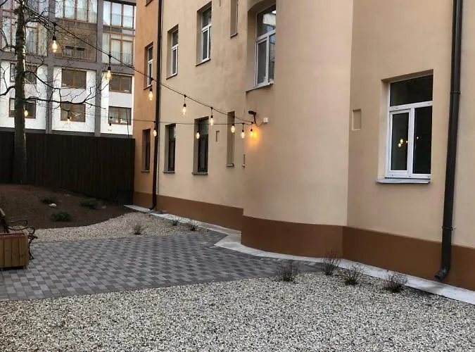 Pernavas Park & Bed Daire *